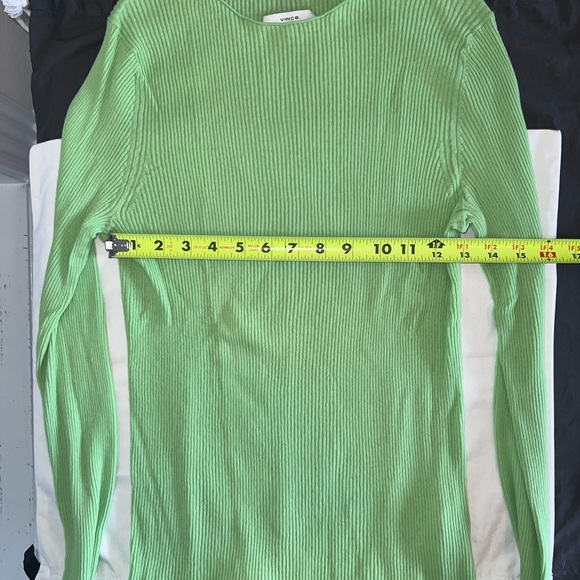 VINCE Ribbed Boat Neck Long Sleeve Tee in Green - L - Picture 9 of 11